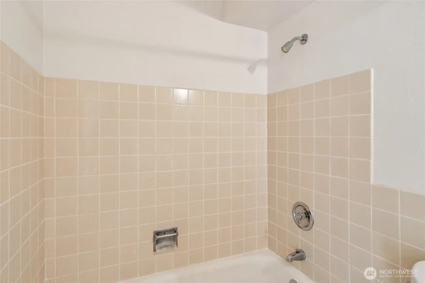 Property photo for 308 E Republican Street #608, Seattle photo 20
