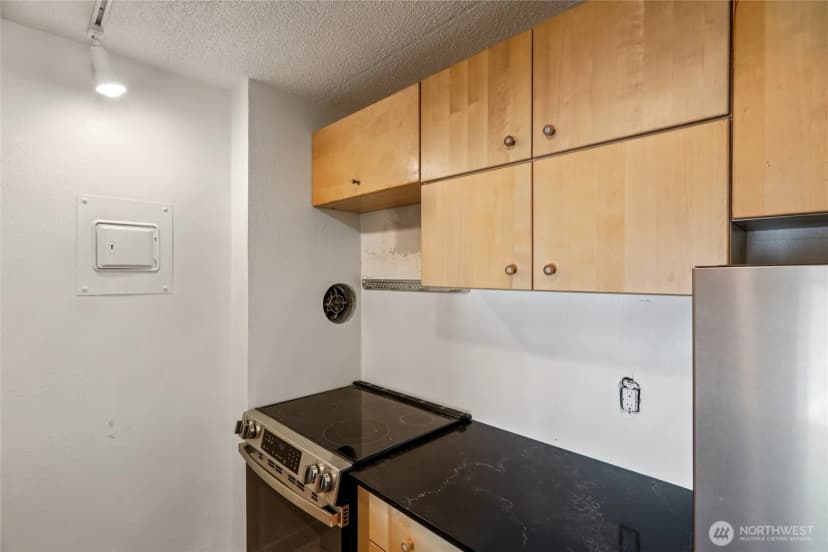 Property photo for 308 E Republican Street #608, Seattle photo 11