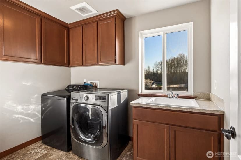 Property photo for 3127 292nd Street S, Roy photo 25