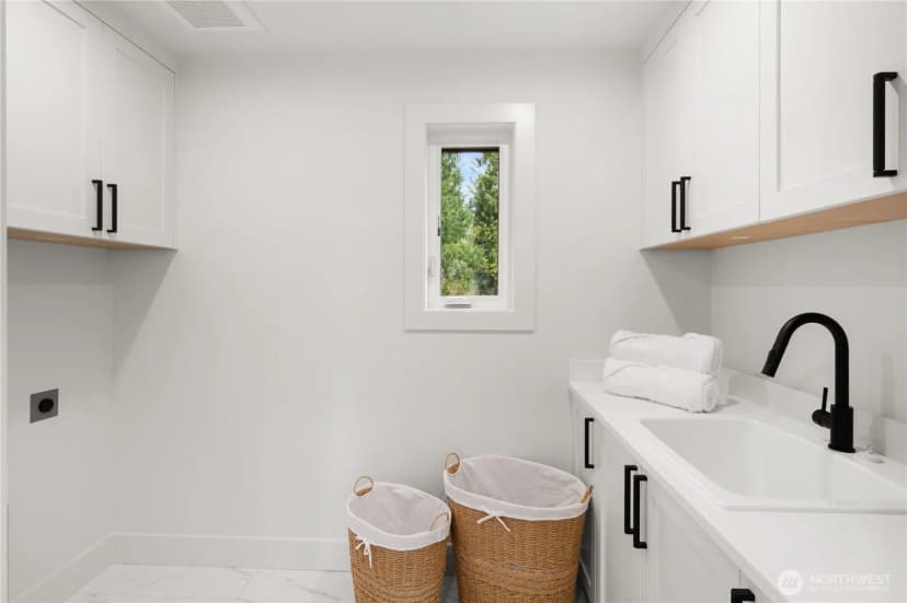 Property photo for 20371 80th Avenue Ne, Kenmore photo 17
