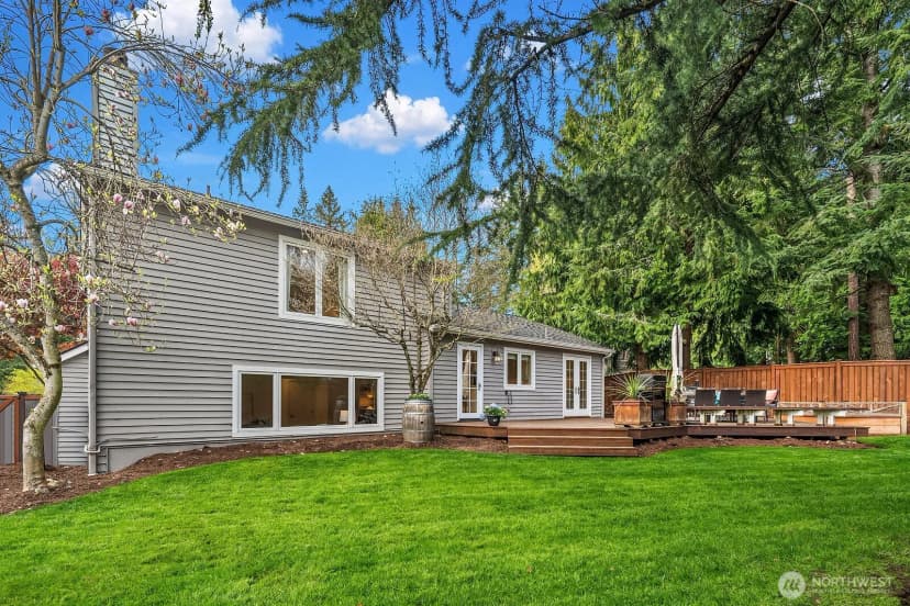 Property photo for 2605 234th Avenue Ne, Sammamish photo 25