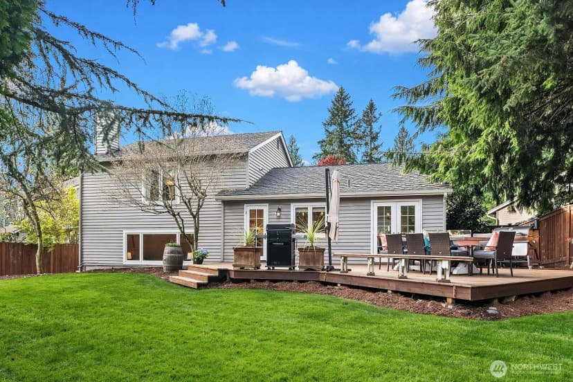 Property photo for 2605 234th Avenue Ne, Sammamish photo 23