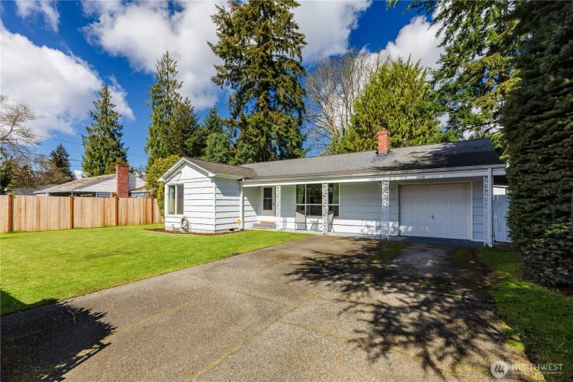 Property photo for 6515 Montclair Avenue Sw, Lakewood photo 2