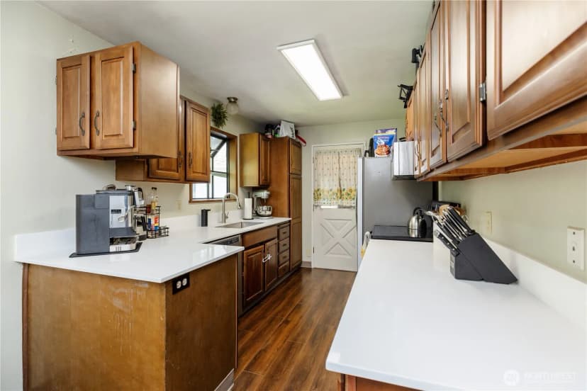 Property photo for 6515 Montclair Avenue Sw, Lakewood photo 16