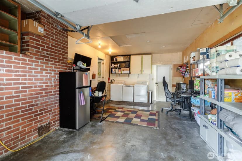 Property photo for 6515 Montclair Avenue Sw, Lakewood photo 21