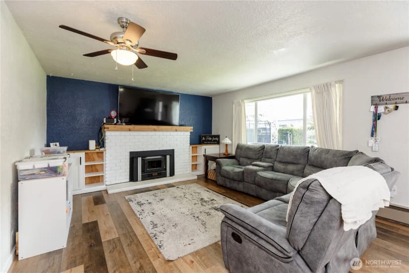 Property photo for 6515 Montclair Avenue Sw, Lakewood photo 7