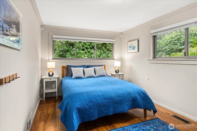 Property photo for 823 Nw 107th Street, Seattle photo 15