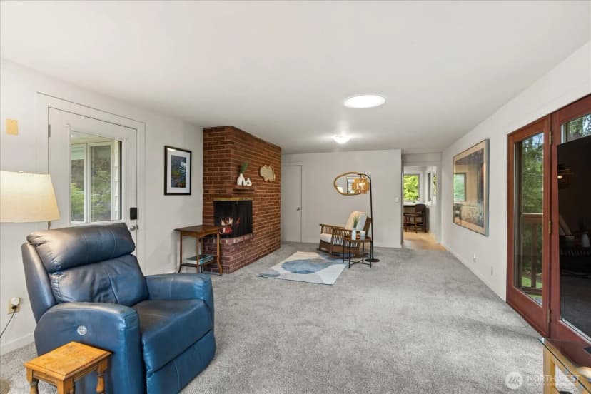 Property photo for 823 Nw 107th Street, Seattle photo 14