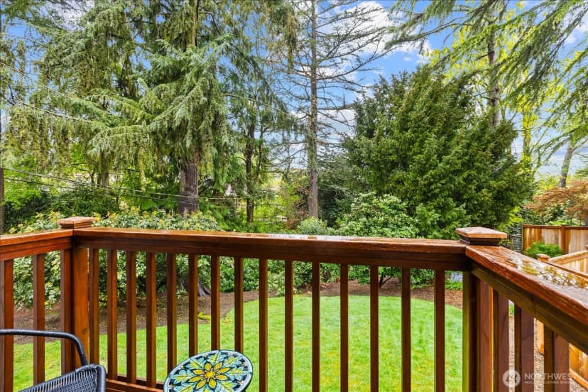 Property photo for 823 Nw 107th Street, Seattle photo 13