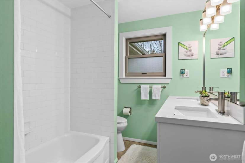Property photo for 823 Nw 107th Street, Seattle photo 17