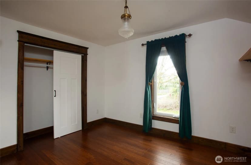 Property photo for 13101 Olalla Valley Road Se, Olalla photo 14