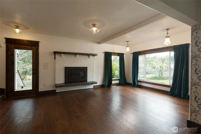 Property photo for 13101 Olalla Valley Road Se, Olalla photo 8