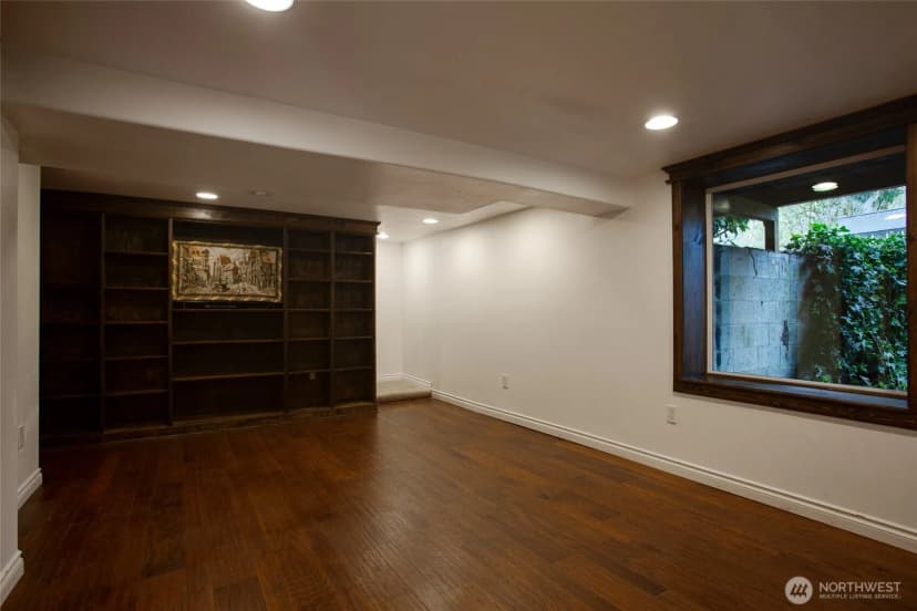 Property photo for 13101 Olalla Valley Road Se, Olalla photo 18