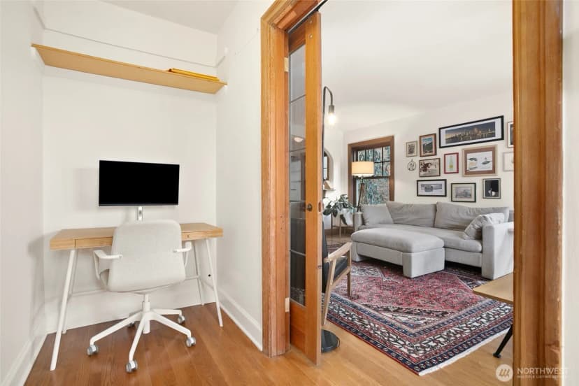 Property photo for 408 Bellevue Avenue E #302, Seattle photo 10