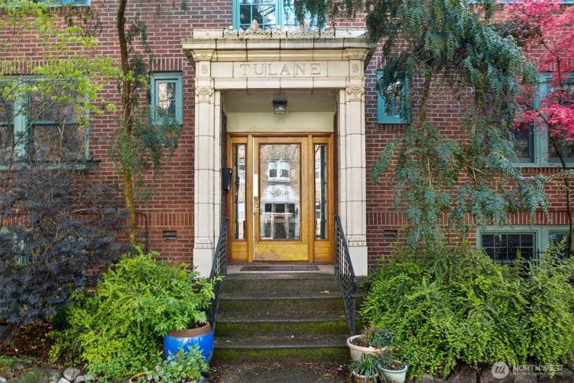 Property photo for 408 Bellevue Avenue E #302, Seattle photo 23