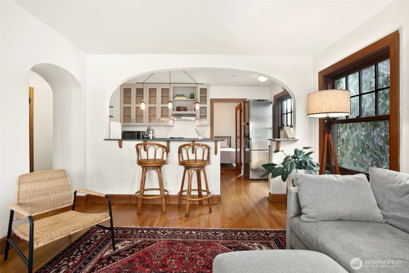 Property photo for 408 Bellevue Avenue E #302, Seattle photo 12