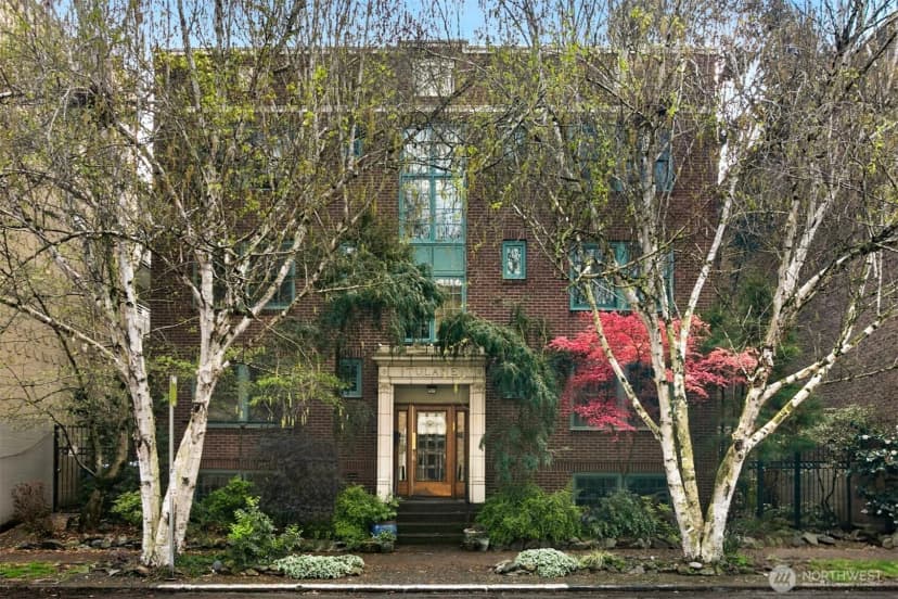 Property photo for 408 Bellevue Avenue E #302, Seattle photo 2