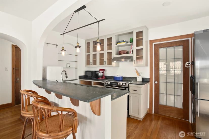 Property photo for 408 Bellevue Avenue E #302, Seattle photo 14