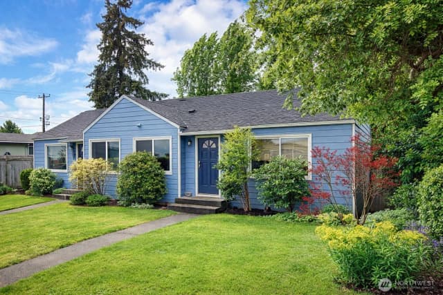 Property photo for 2517 - 2519 E Pike Street, Seattle photo 2