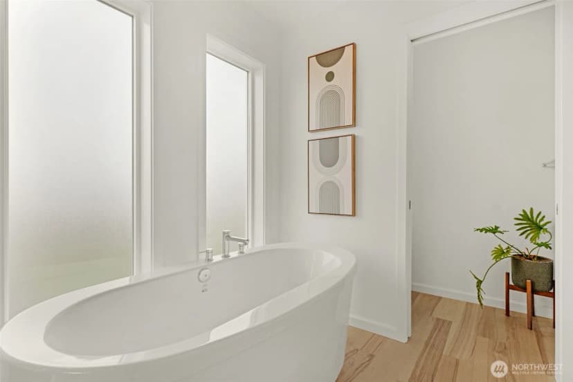 Property photo for 2512 Vista View Drive, Tacoma photo 19