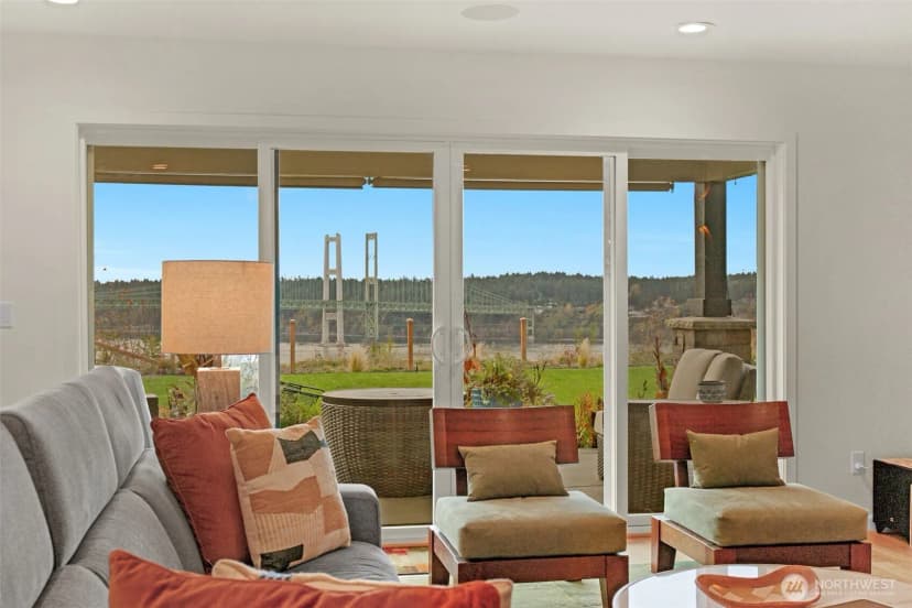 Property photo for 2512 Vista View Drive, Tacoma photo 12