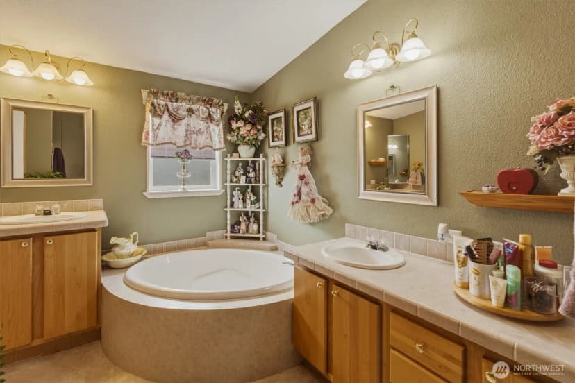Property photo for 138 Twin Peaks Road, Toledo photo 17