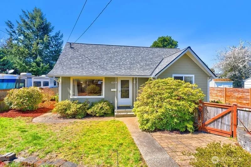 Property photo for 12219 76th Avenue S, Seattle photo 39