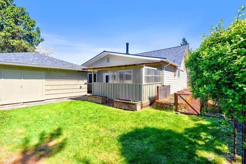 Property photo for 12219 76th Avenue S, Seattle photo 27