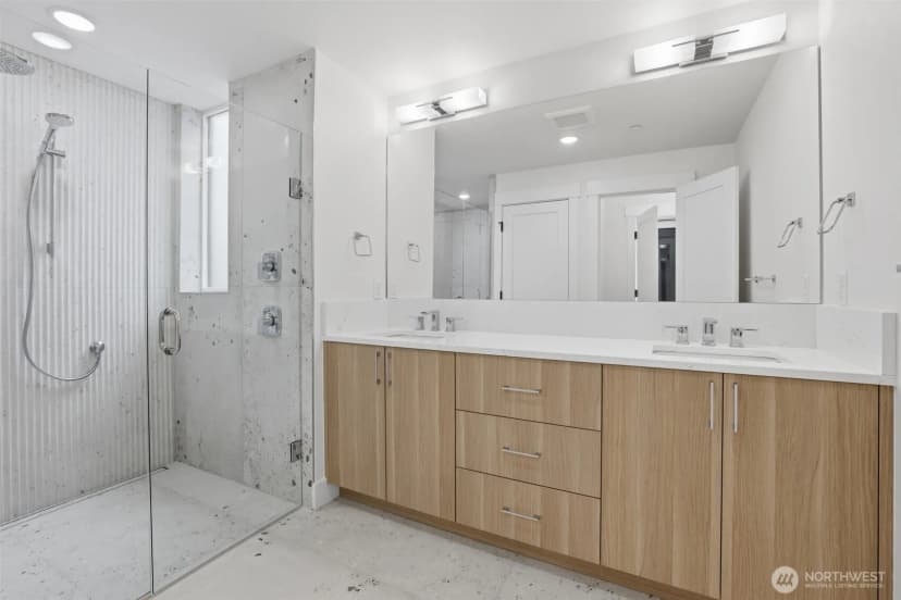 Property photo for 2014 Fairview Avenue E #a, Seattle photo 16