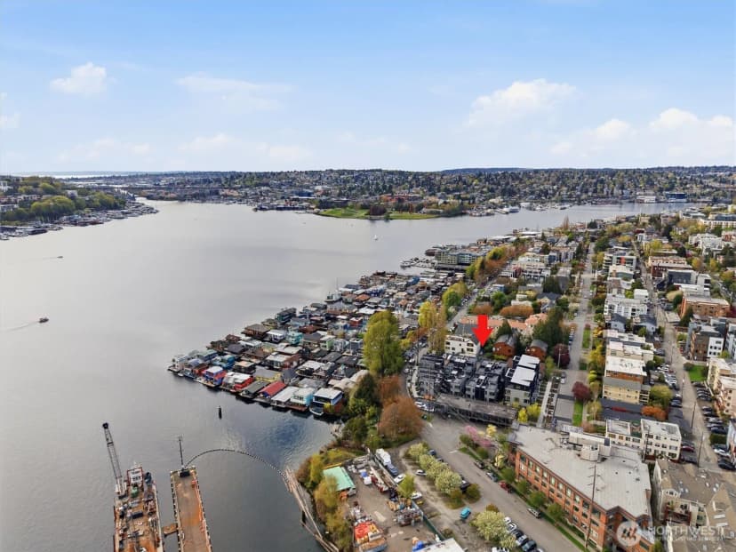 Property photo for 2014 Fairview Avenue E #a, Seattle