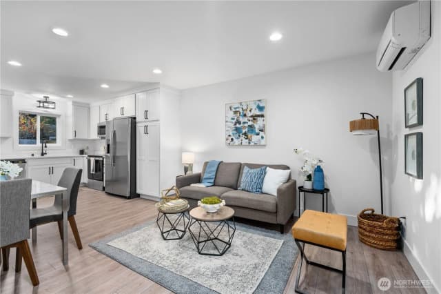 Property photo for 9731 13th Avenue Nw, Seattle photo 4