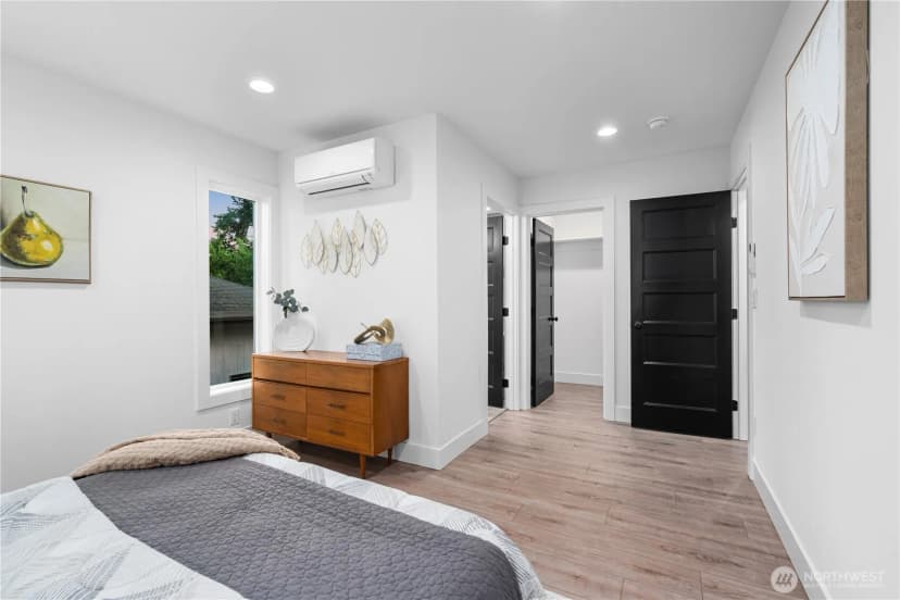 Property photo for 9731 13th Avenue Nw, Seattle photo 18