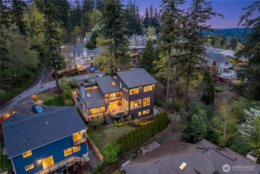 Property photo for 11818 89th Place Ne, Kirkland photo 2