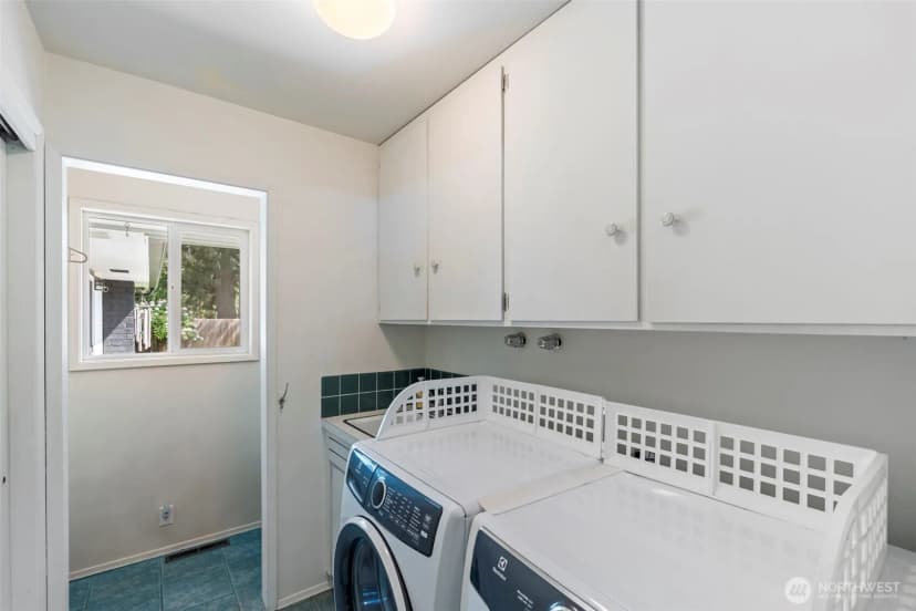 Property photo for 2314 Sirkka Street, Centralia photo 18