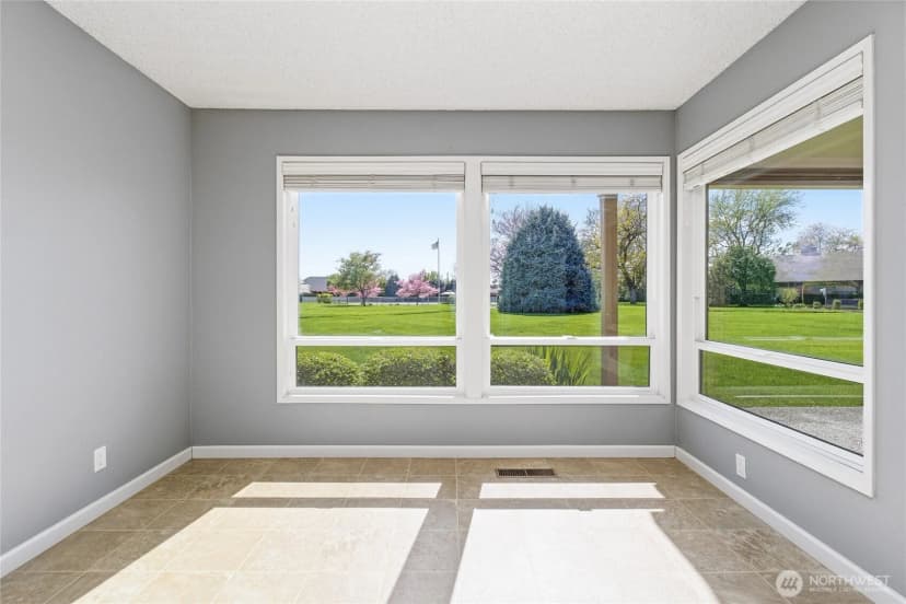 Property photo for 2100 Plaza Way #103, Walla Walla photo 9