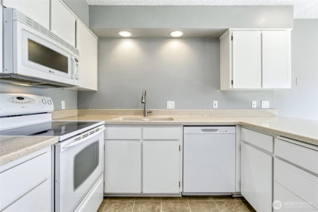 Property photo for 2100 Plaza Way #103, Walla Walla photo 4