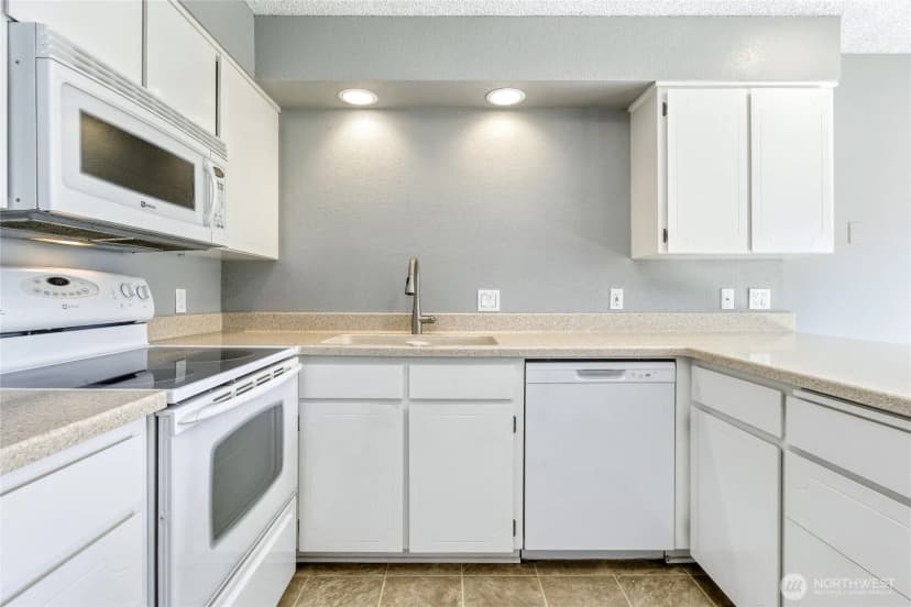 Property photo for 2100 Plaza Way #103, Walla Walla photo 4