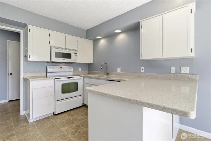 Property photo for 2100 Plaza Way #103, Walla Walla photo 6