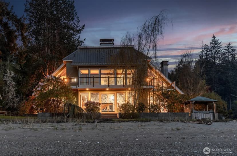 Property photo for 1105 14th Avenue, Fox Island