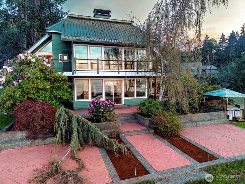 Property photo for 1105 14th Avenue, Fox Island photo 6