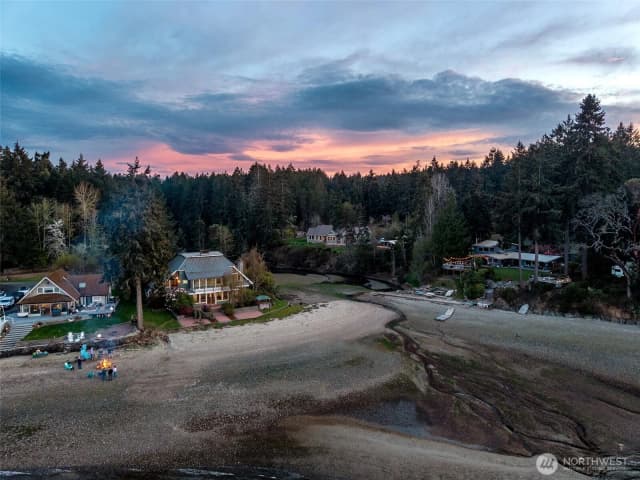 Property photo for 1105 14th Avenue, Fox Island photo 4