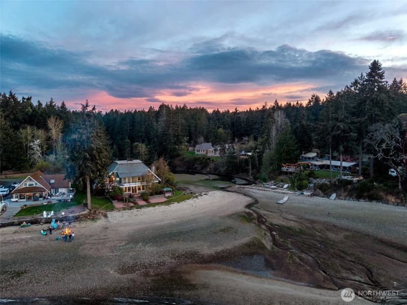Property photo for 1105 14th Avenue, Fox Island photo 4