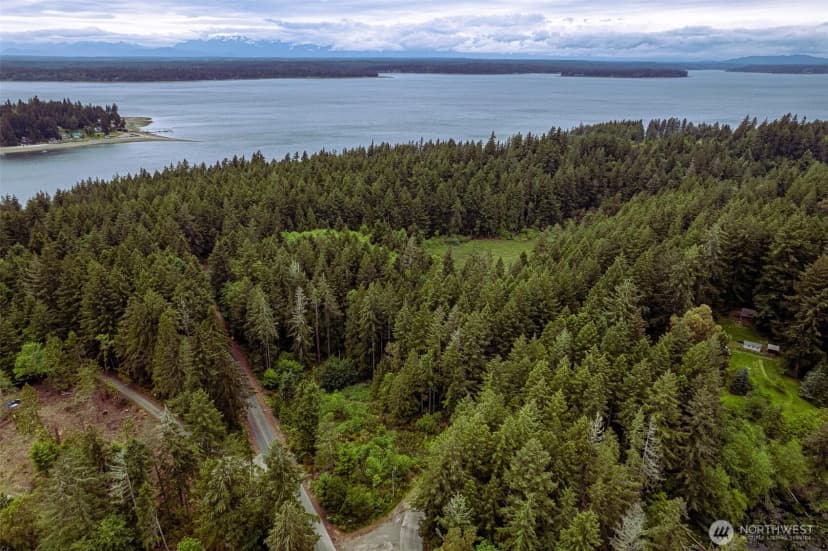 Property photo for 811 Herron Road Sw, Lakebay photo 11