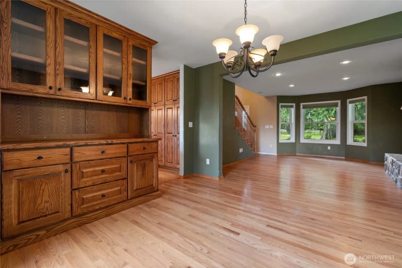 Property photo for 351 Salmon Creek Road, Toledo photo 9