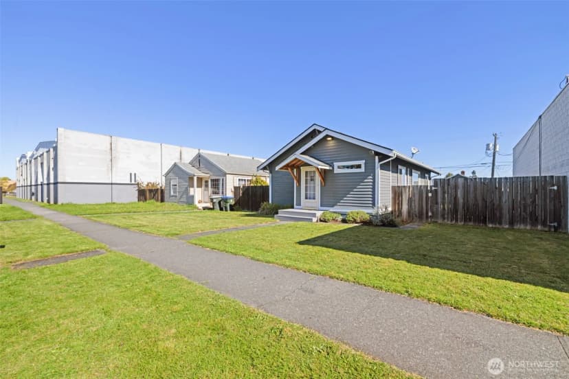 Property photo for 529 E 2nd Street, Port Angeles photo 36