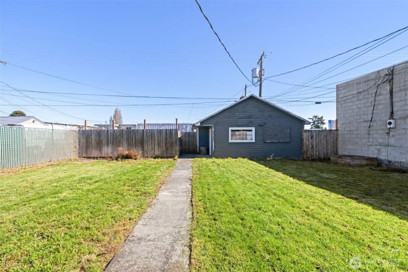 Property photo for 529 E 2nd Street, Port Angeles photo 25