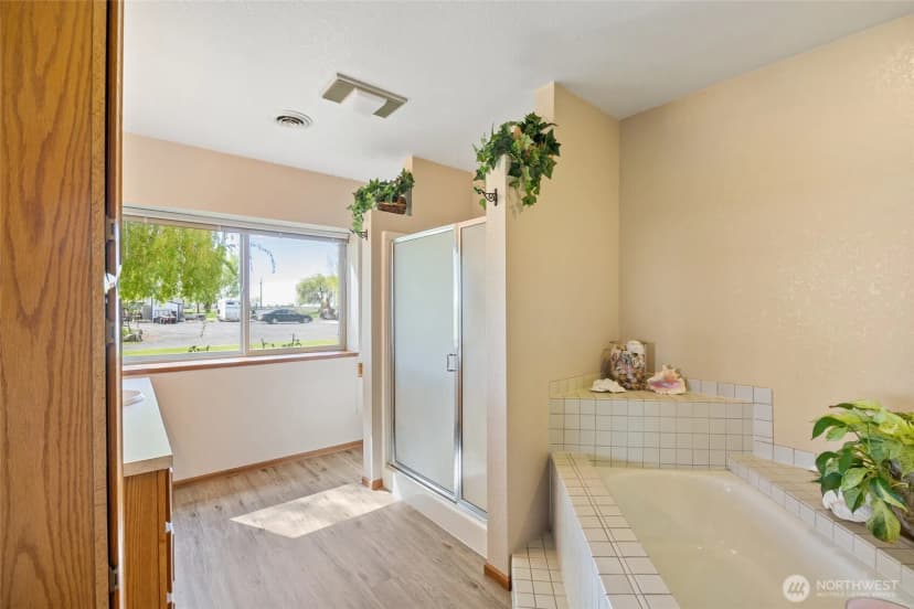 Property photo for 17325 Ne B.5 Road, Soap Lake photo 14