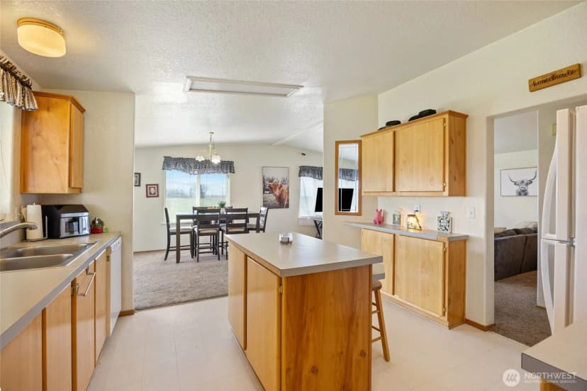 Property photo for 17325 Ne B.5 Road, Soap Lake photo 32