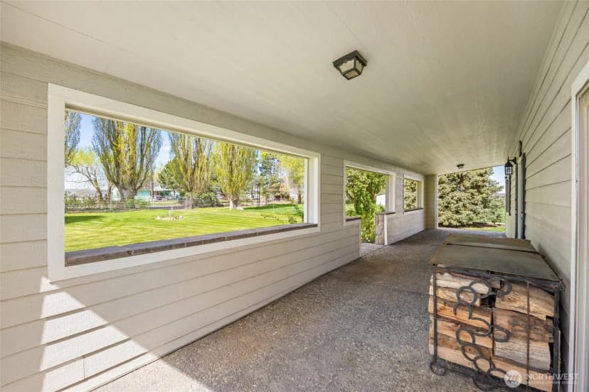 Property photo for 17325 Ne B.5 Road, Soap Lake photo 5