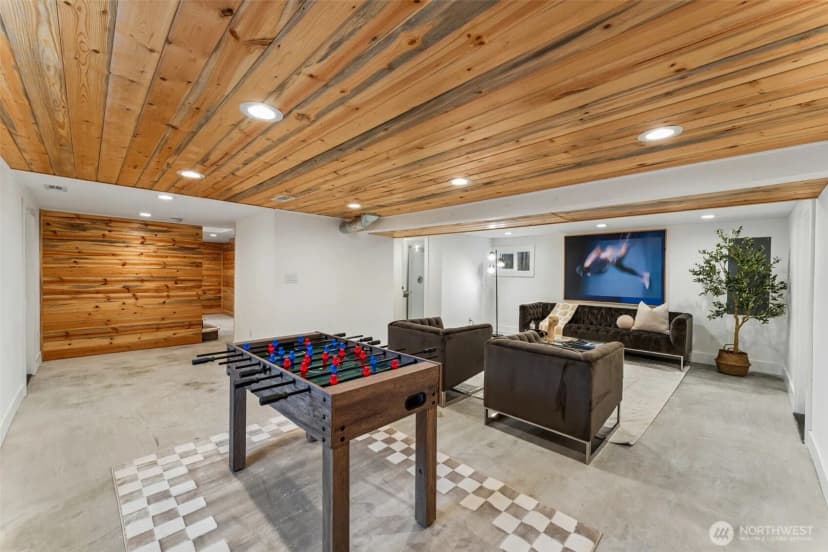 Property photo for 6010 49th Avenue Sw, Seattle photo 21
